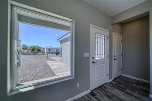 677 Cherry Blossom Ln, Bullhead City, AZ 86442 - Photo 4