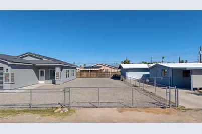 677 Cherry Blossom Lane, Bullhead City, AZ 86442 - Photo 2