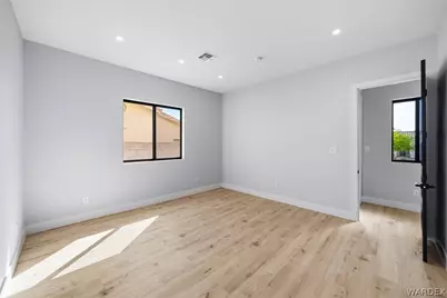 3456 Sunglow Drive, Bullhead City, AZ 86429 - Photo 32
