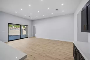 3456 Sunglow Dr, Bullhead City, AZ 86429 - Photo 10