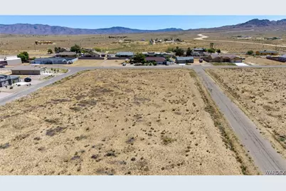 7387 Rustlers Drive, Kingman, AZ 86401 - Photo 2