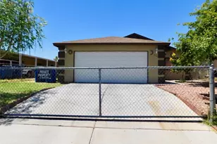 1647 Lynn Dr, Bullhead City, AZ 86442 - Photo 2