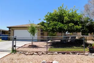 1647 Lynn Dr, Bullhead City, AZ 86442 - Photo 4
