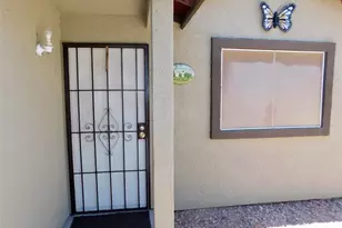 1647 Lynn Dr, Bullhead City, AZ 86442 - Photo 6
