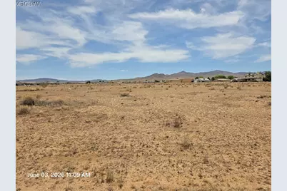 7313 Red Horse Drive, Kingman, AZ 86401 - Photo 4