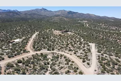 9335 E Gideon Way, Kingman, AZ 86401 - Photo 2