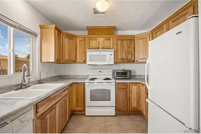 3529 Gloria Avenue, Bullhead City, AZ 86442 - Photo 16