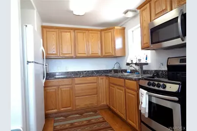 8990 E Colorado Drive, Kingman, AZ 86401 - Photo 20