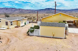 8990 E Colorado Dr, Kingman, AZ 86401 - Photo 6