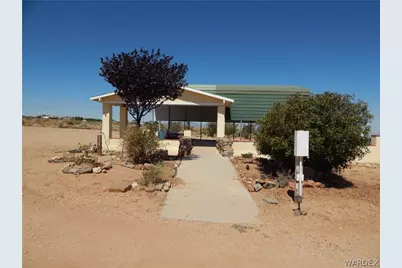 8990 E Colorado Drive, Kingman, AZ 86401 - Photo 10