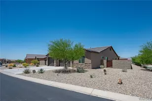 2921 Steamboat Dr, Bullhead City, AZ 86429 - Photo 10
