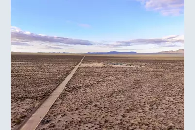 20030 S Billy The Kid Road, Yucca, AZ 86438 - Photo 6