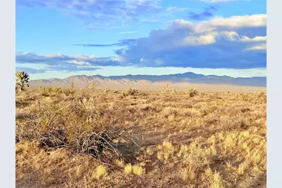 20030 S Billy The Kid Road, Yucca, AZ 86438 - Photo 12