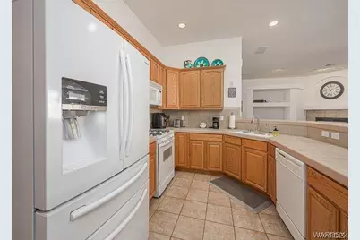 2459 N Ridge Avenue, Bullhead City, AZ 86429 - Photo 4