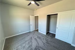 2061 Robert Mitchum Dr, Kingman, AZ 86409 - Photo 40
