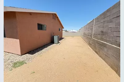 2770 N Rainbow Street, Kingman, AZ 86401 - Photo 6