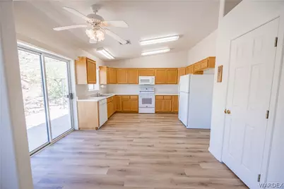 4075 N Quail Drive, Golden Valley, AZ 86413 - Photo 8