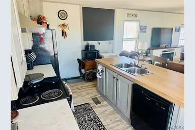 12347 S Third Street, Yucca, AZ 86438 - Photo 6