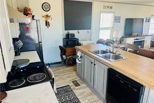 12347 S Third St, Yucca, AZ 86438 - Photo 6