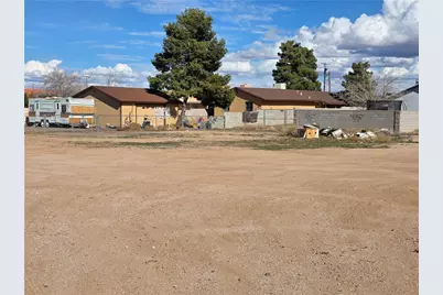 320-05-027A Van Nuys, Kingman, AZ 86401 - Photo 2