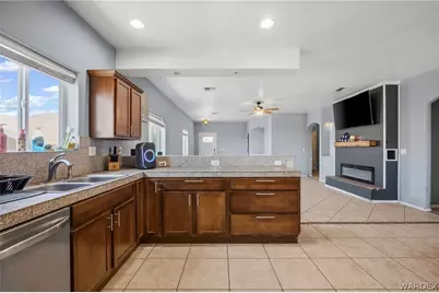 3627 Gloria Avenue, Bullhead City, AZ 86442 - Photo 10