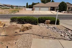 3887 Walleck Ranch Dr, Kingman, AZ 86409 - Photo 4