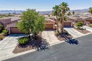1109 Legends Dr, Bullhead City, AZ 86429 - Photo 1