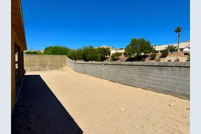 2868 Enclave Drive, Bullhead City, AZ 86429 - Photo 16