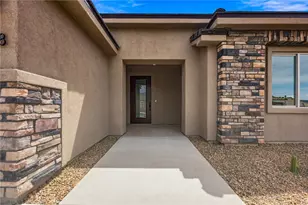 2868 Enclave Dr, Bullhead City, AZ 86429 - Photo 4