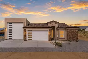 7617 E Sugarloaf St, Kingman, AZ 86401 - Photo 1