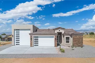 7617 E Sugarloaf St, Kingman, AZ 86401 - Photo 2