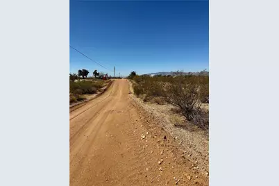 0 N Cove Road #6,11, Golden Valley, AZ 86413 - Photo 2