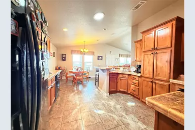 2450 Adobe Road #214, Bullhead City, AZ 86442 - Photo 12