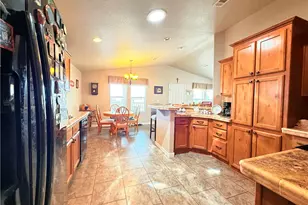 2450 Adobe Rd, Bullhead City, AZ 86442 - Photo 10