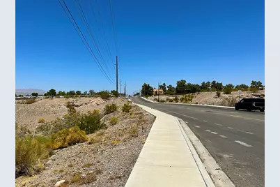 1702 Gold Rush Drive, Bullhead City, AZ 86442 - Photo 6