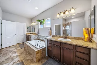 2042 Robert Mitchum Drive, Kingman, AZ 86409 - Photo 32