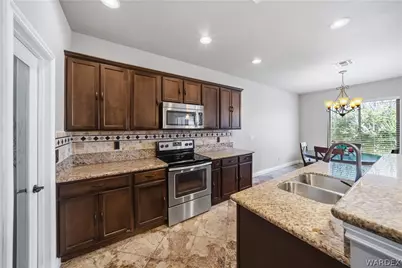 2042 Robert Mitchum Drive, Kingman, AZ 86409 - Photo 16