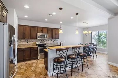 2042 Robert Mitchum Drive, Kingman, AZ 86409 - Photo 14