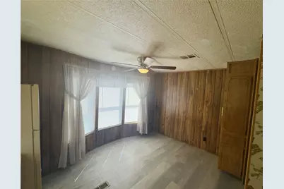 4289 Az-68 #17, Golden Valley, AZ 86413 - Photo 12