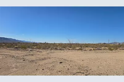 14279 S Anegam Road, Yucca, AZ 86438 - Photo 16