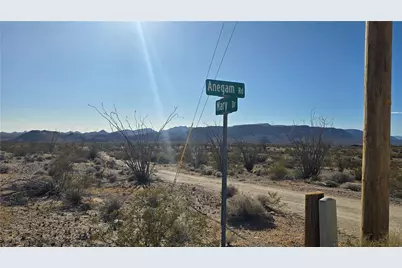14279 S Anegam Road, Yucca, AZ 86438 - Photo 24
