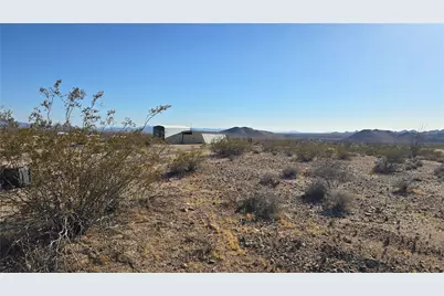14279 S Anegam Road, Yucca, AZ 86438 - Photo 26