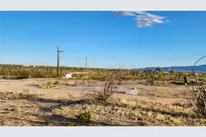 14279 S Anegam Road, Yucca, AZ 86438 - Photo 12