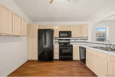 9762 S Kingman Drive, Mohave Valley, AZ 86440 - Photo 18