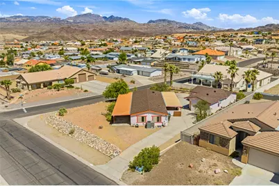 3301 S Ridge Avenue, Bullhead City, AZ 86429 - Photo 2