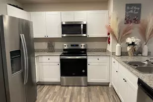 2422 Stonebridge Dr, Bullhead City, AZ 86442 - Photo 6