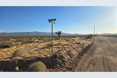 123-08-006 S Gene Autry Road, Yucca, AZ 86438 - Photo 8