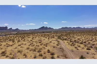 306-50-014D W Bolsa Drive, Golden Valley, AZ 86413 - Photo 2
