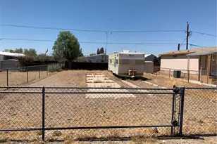 612 Havasu Ln, Bullhead City, AZ 86442 - Photo 1