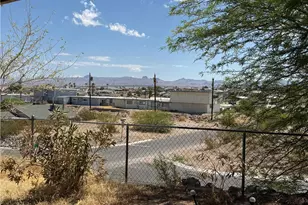 1605 Turquoise Rd, Bullhead City, AZ 86442 - Photo 6